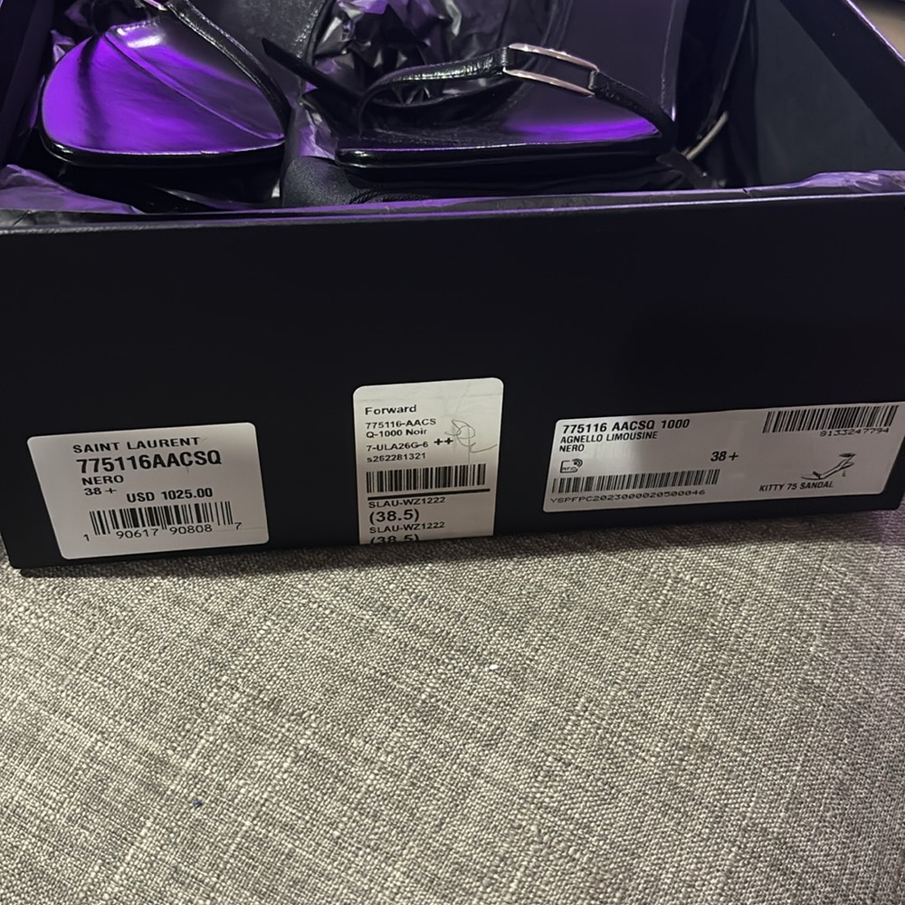Saint Laurent Black Heels - Picture 5 of 8